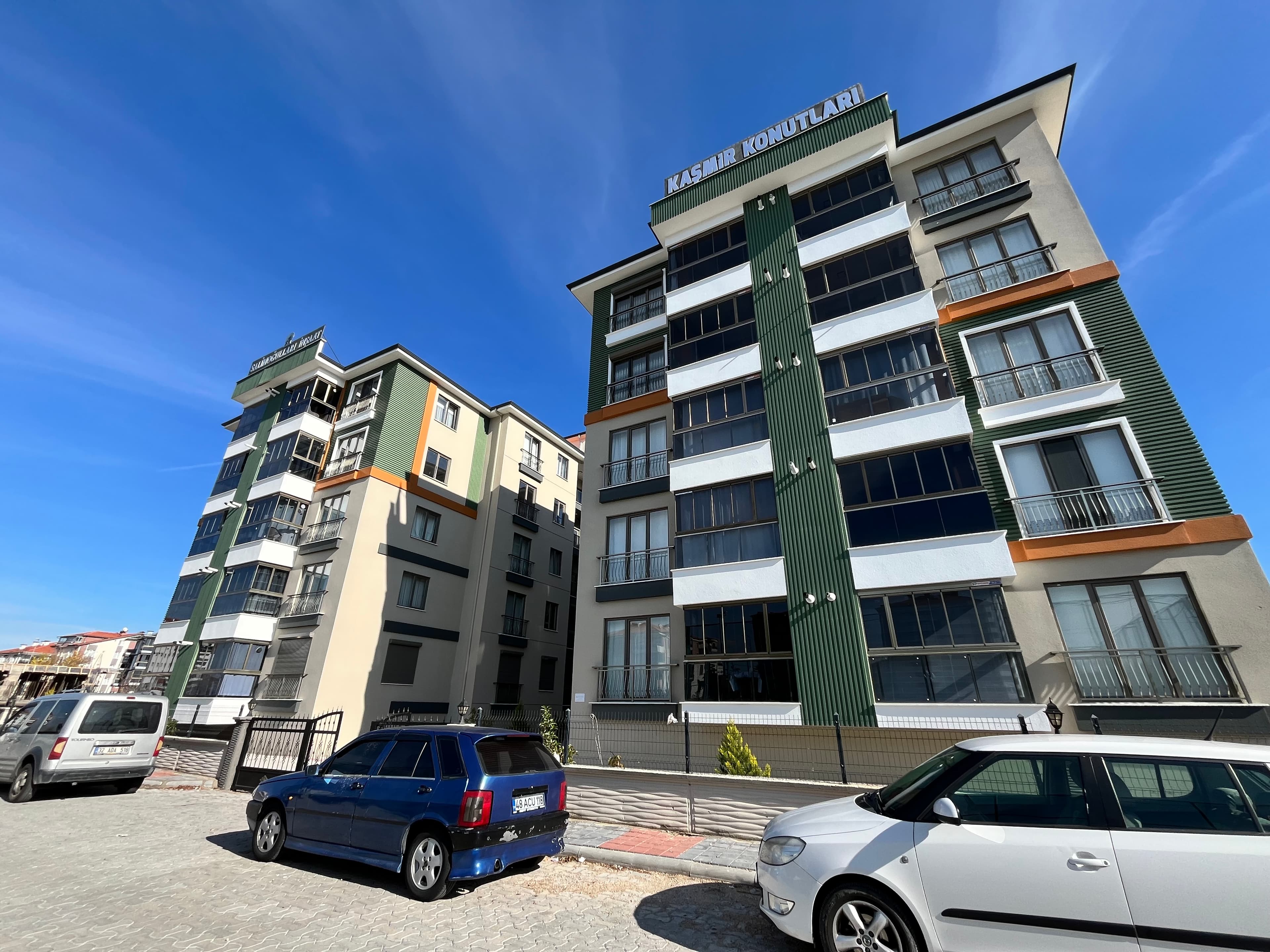 Vatan Mahallesinde 3+1 Lüks Sıfır Daire Site İçinde